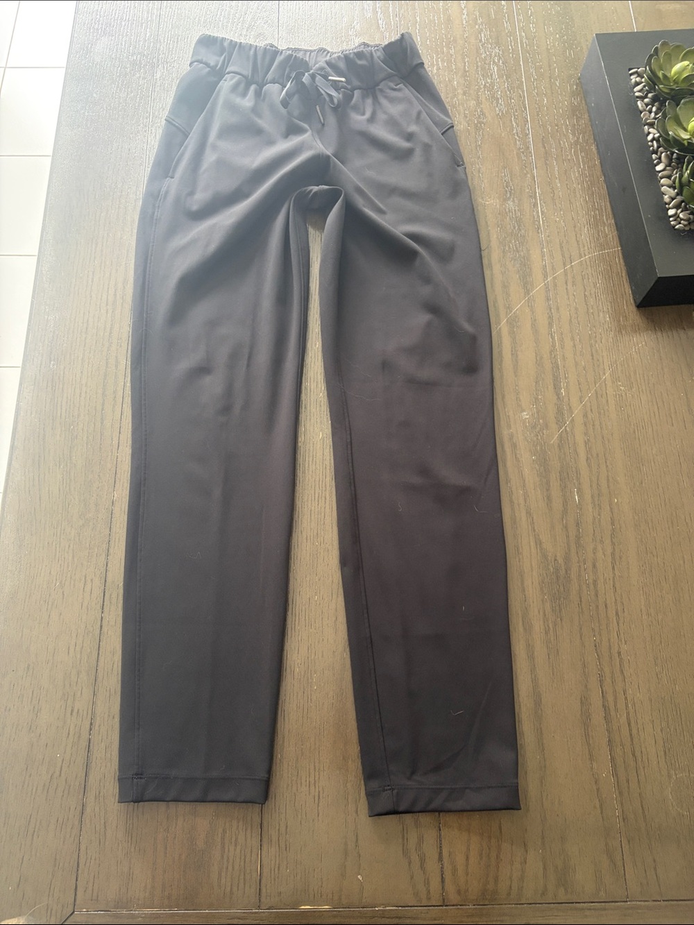 Women’s Lululemon Black Drawstring Active Pants